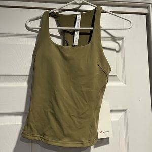 Lulu padded tank NWT